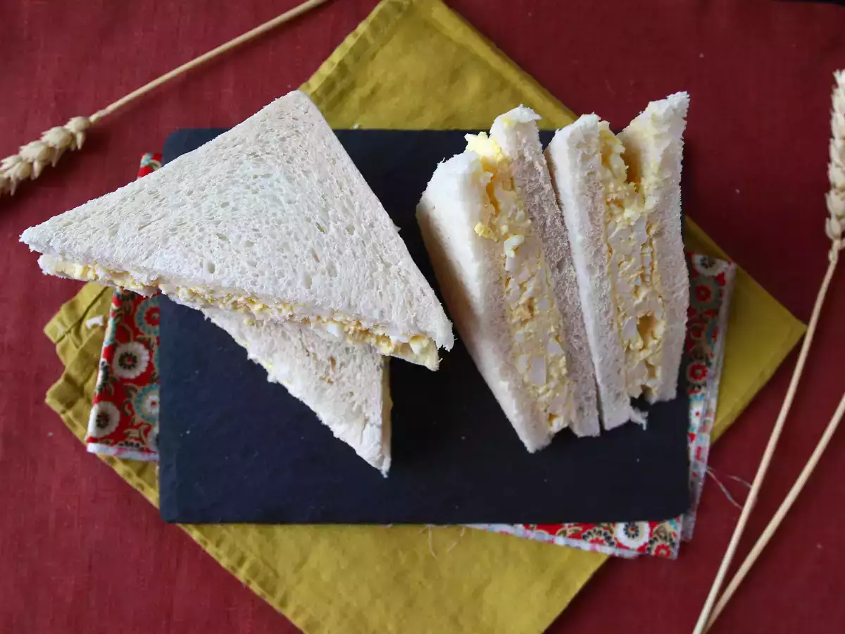 Tamago sando: słynna japońska kanapka z jajkiem znana z konbini! - zdjęcie 4