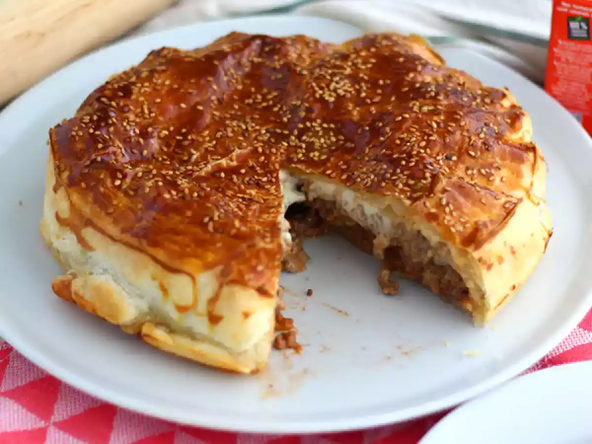 Tarta hamburgerowa, cheeseburger do podziału!