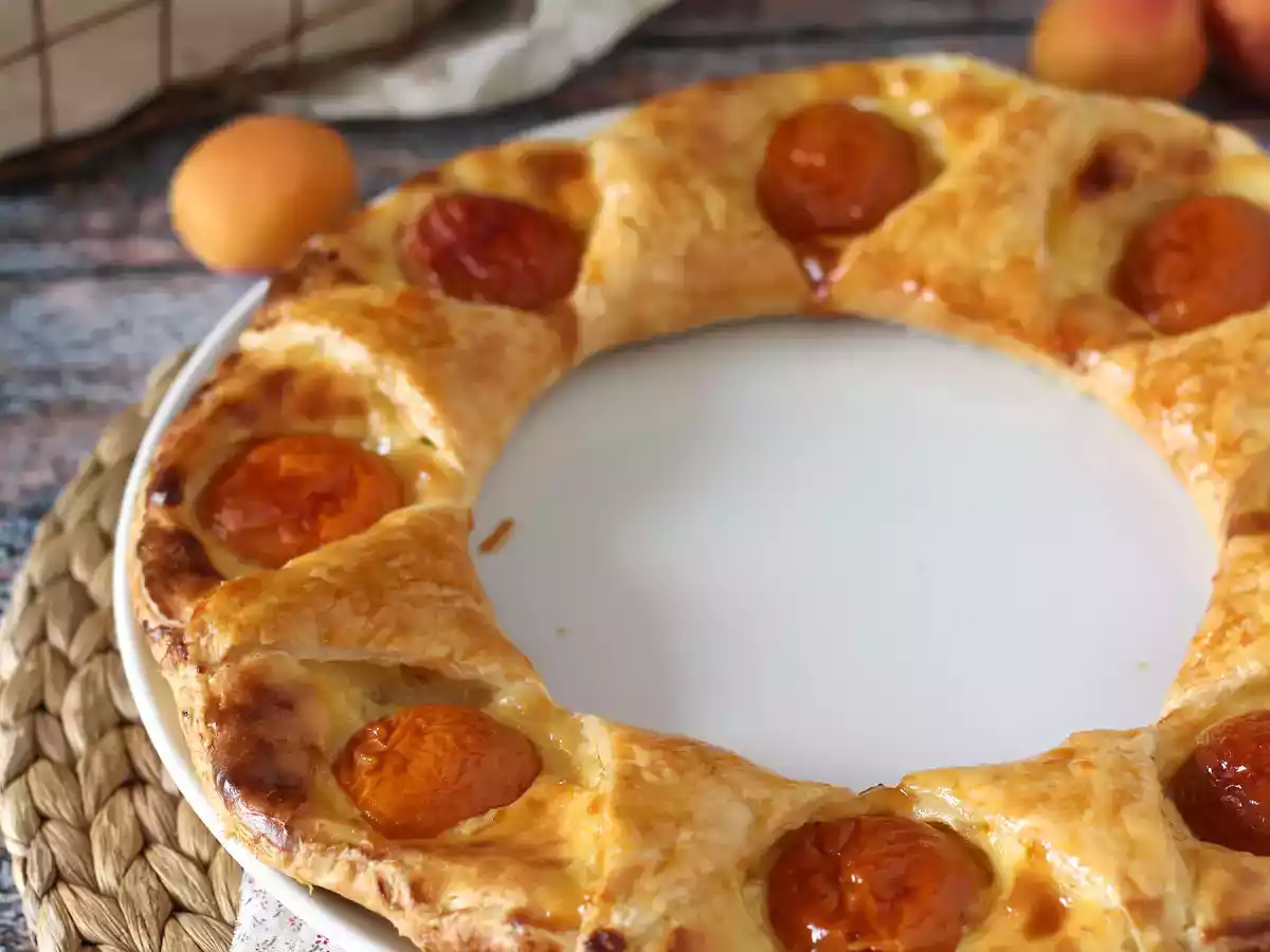 Tarta oranaise - ciasto francuskie, krem budyniowy i morele - zdjęcie 2