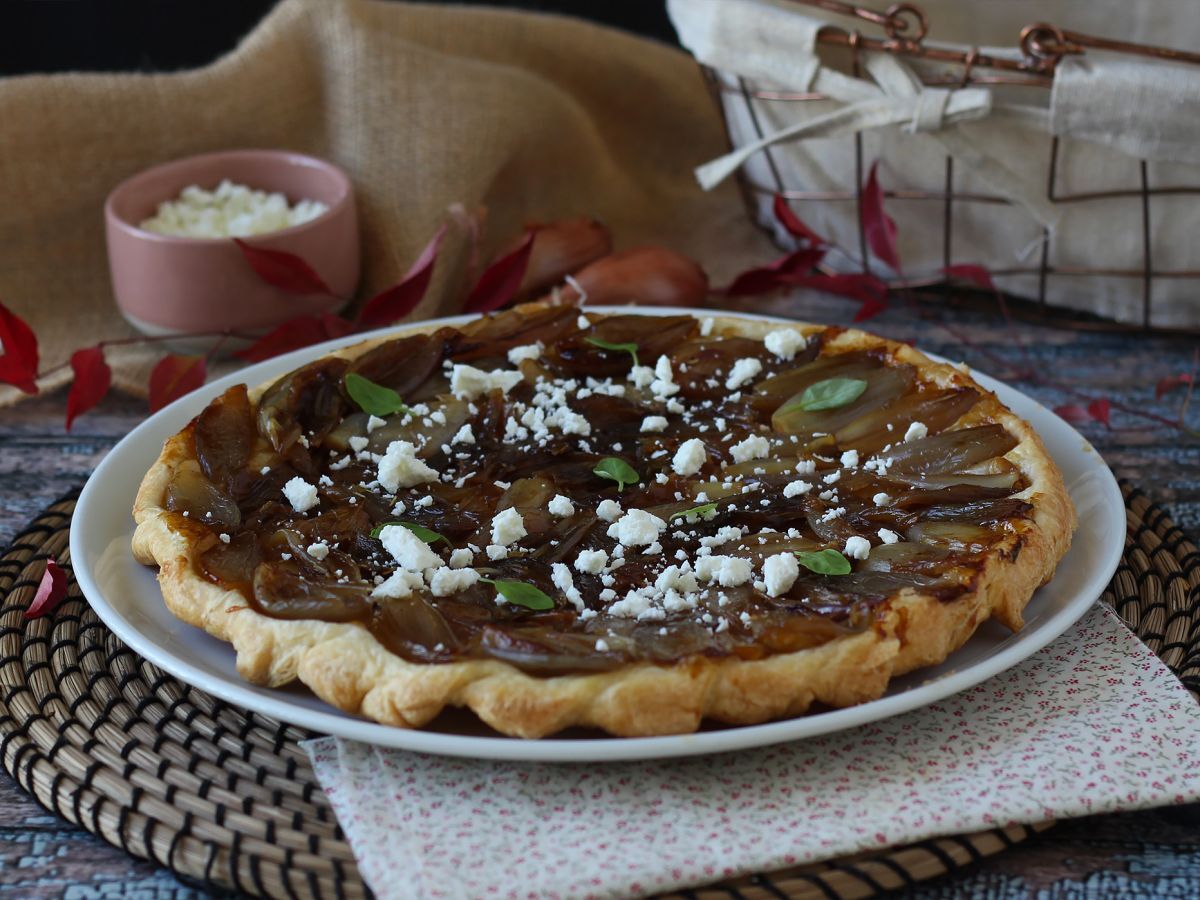 Tarta tatin z szalotką i fetą - nieodparta wersja wytrawna! - zdjęcie 6