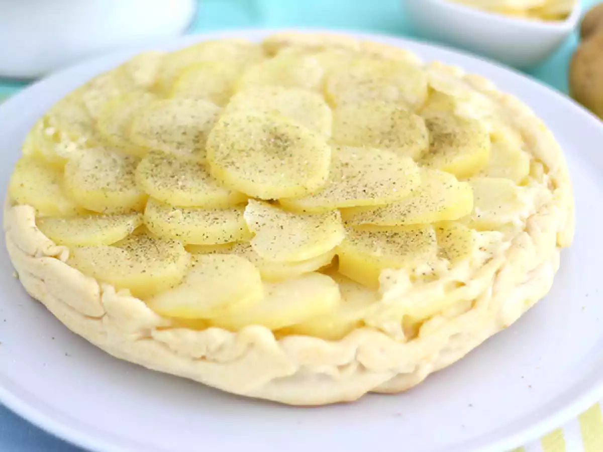 Tarta Tatin z ziemniakami i serem Cantal