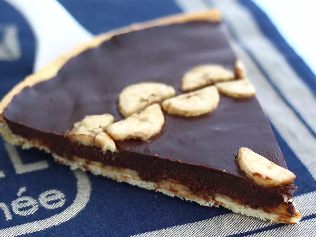 Tarta z bananami i czekoladą (krok po kroku) - zdjęcie 3
