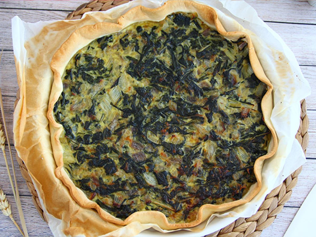 Tarta z boćwiną i tartym serem - zdjęcie 3