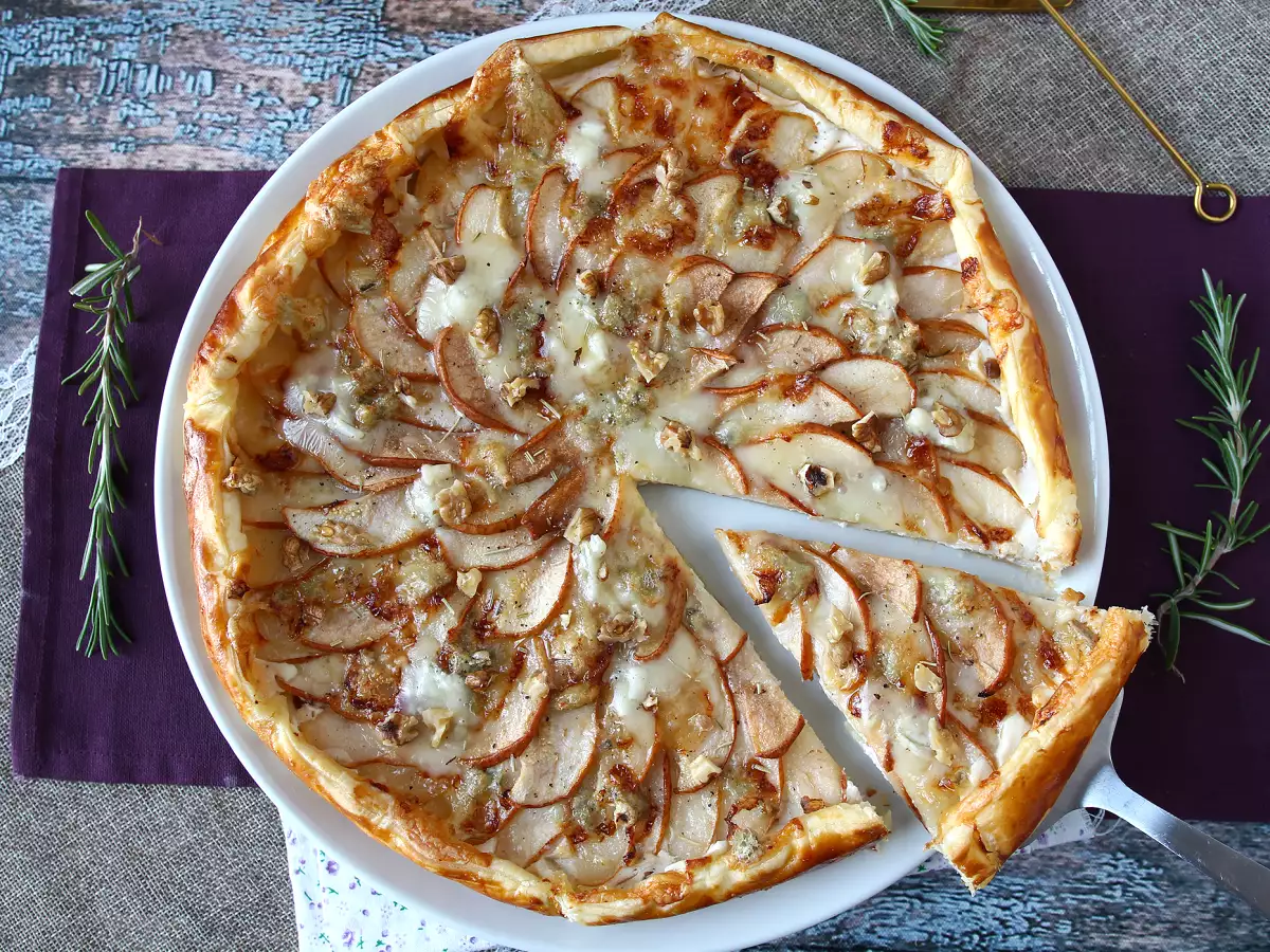Tarta z gruszkami, gorgonzolą i orzechami włoskimi – nieodparte połączenie słodko-słonych smaków - zdjęcie 7