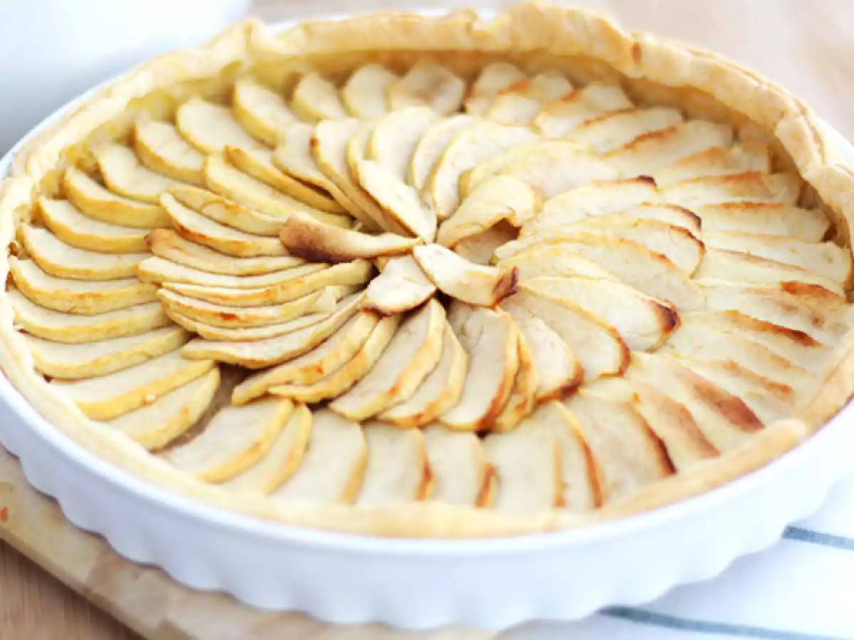 Tarta z jabłkami, klasyczny przepis