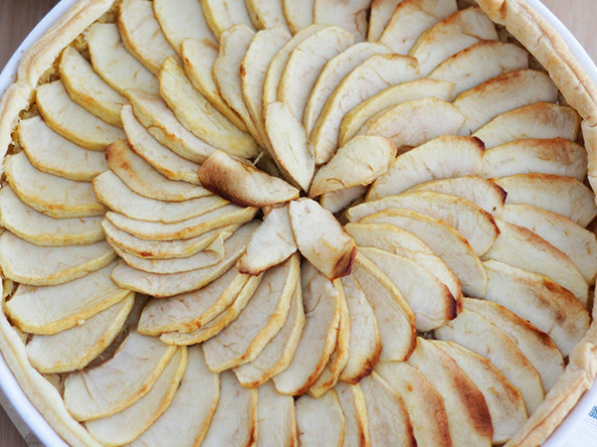 Tarta z jabłkami, klasyczny przepis - zdjęcie 4