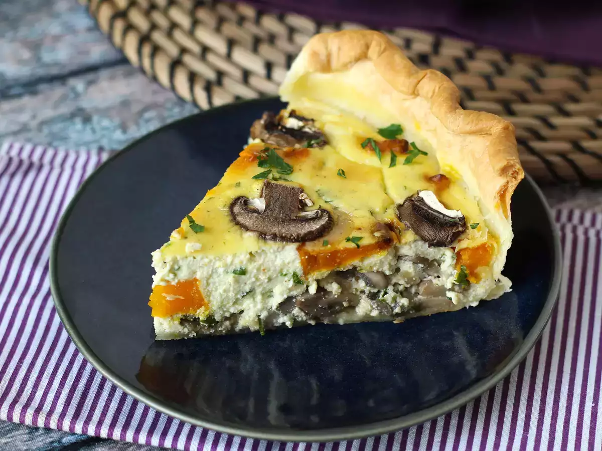 Tarta z pieczarkami i dynią Hokkaido - zdjęcie 6