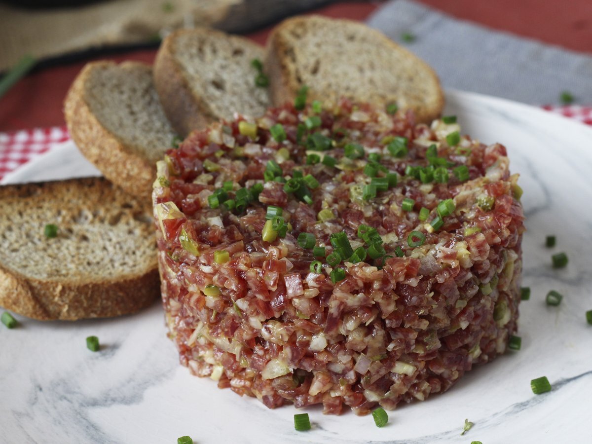 Tartar de fuet: ekspresowa wersja klasycznego tatara ze steku - zdjęcie 6