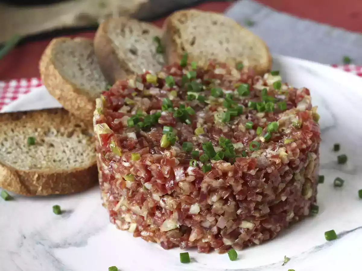 Tartar de fuet: ekspresowa wersja klasycznego tatara ze steku - zdjęcie 6