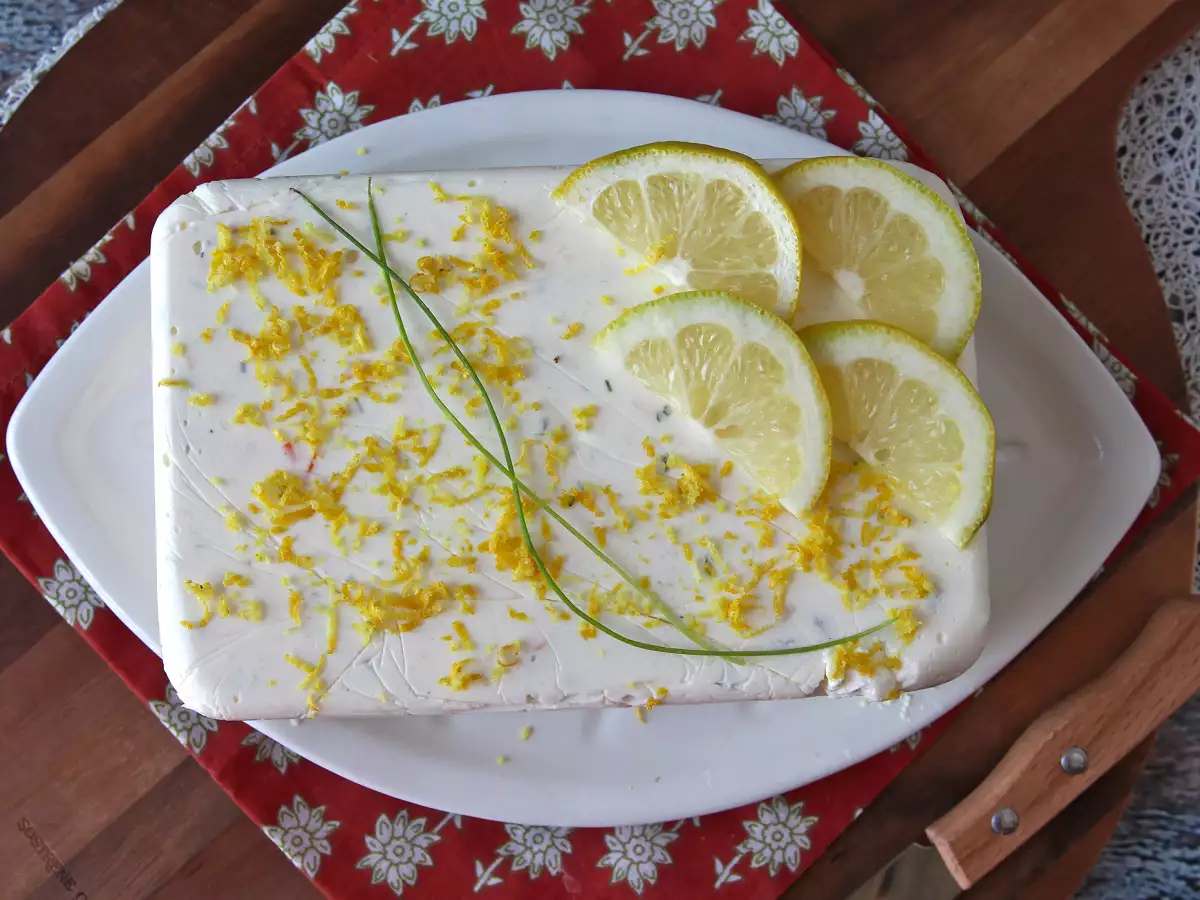 Terrina z surimi bez gotowania: łatwa do przygotowania zimna przystawka, idealna na lato - zdjęcie 7