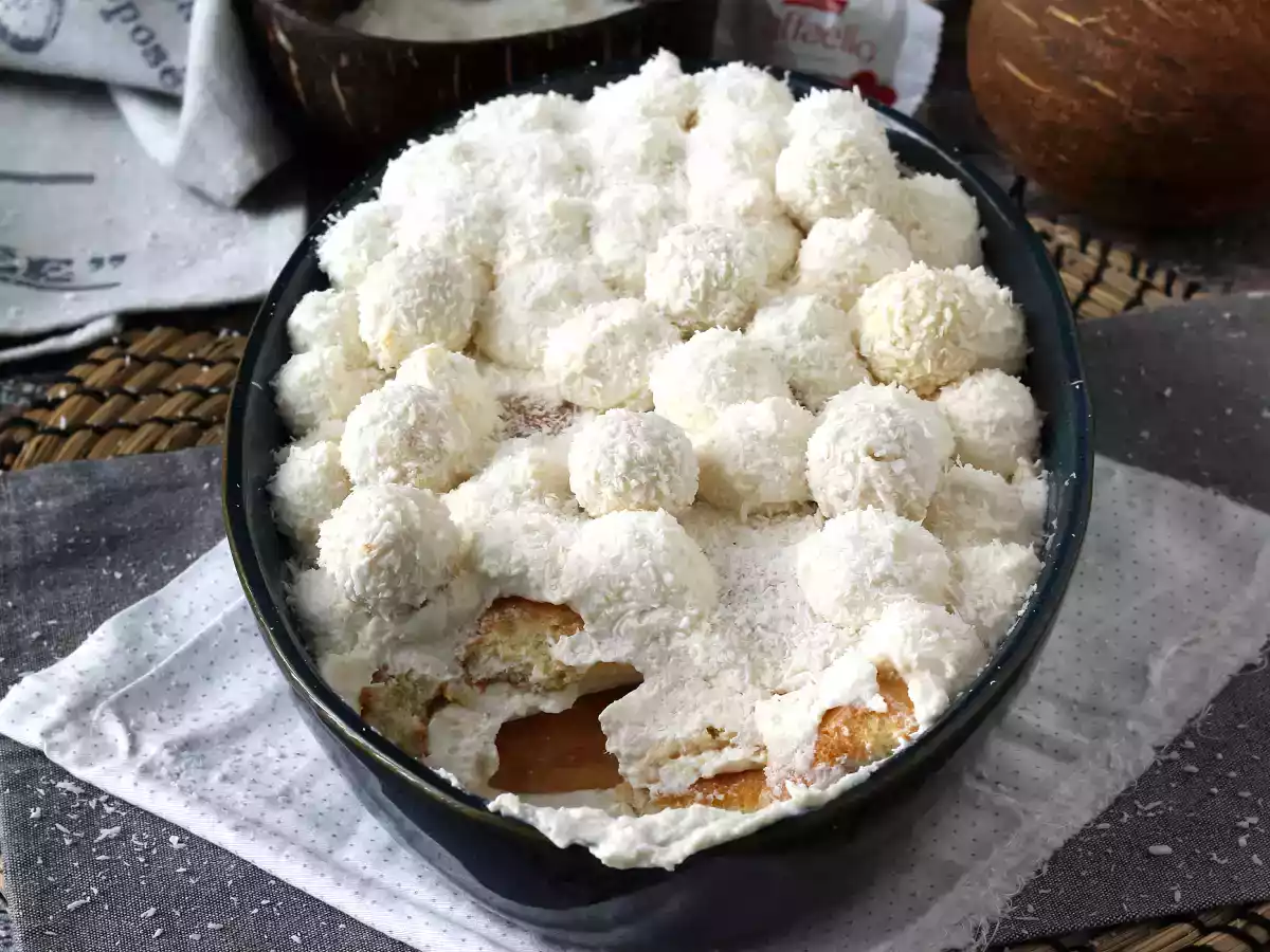Tiramisu kokosowe z Raffaello o smaku kokosa - zdjęcie 6
