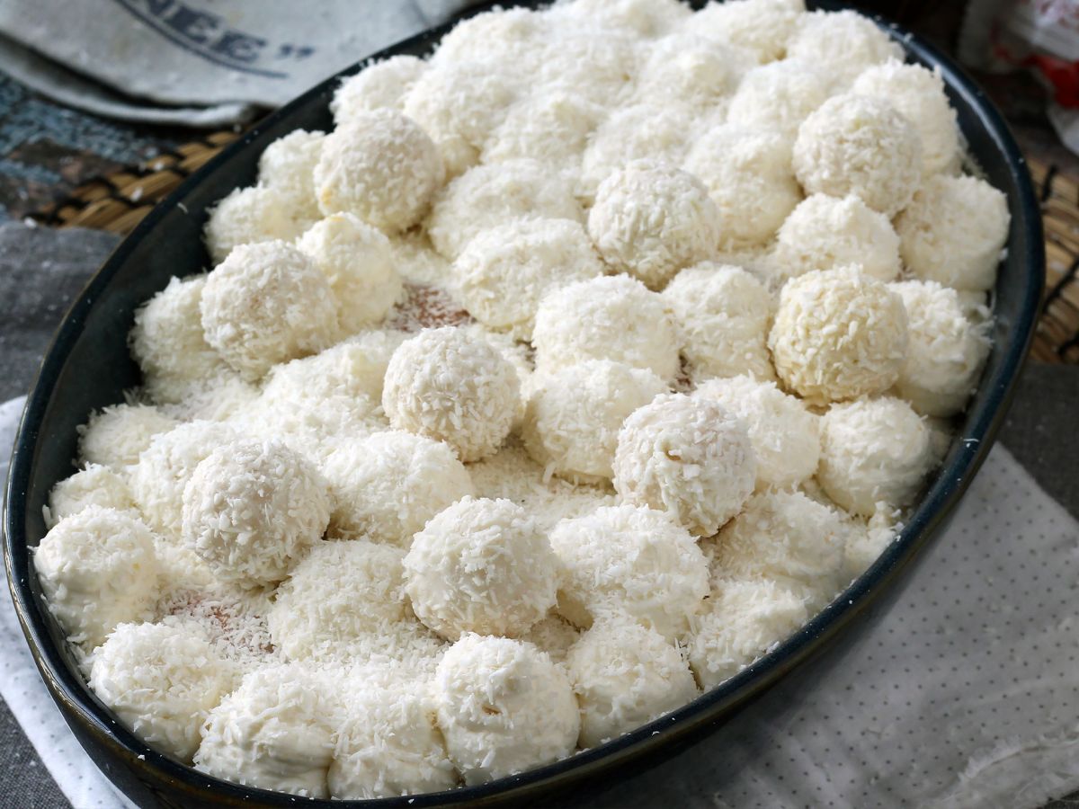 Tiramisu kokosowe z Raffaello o smaku kokosa - zdjęcie 7
