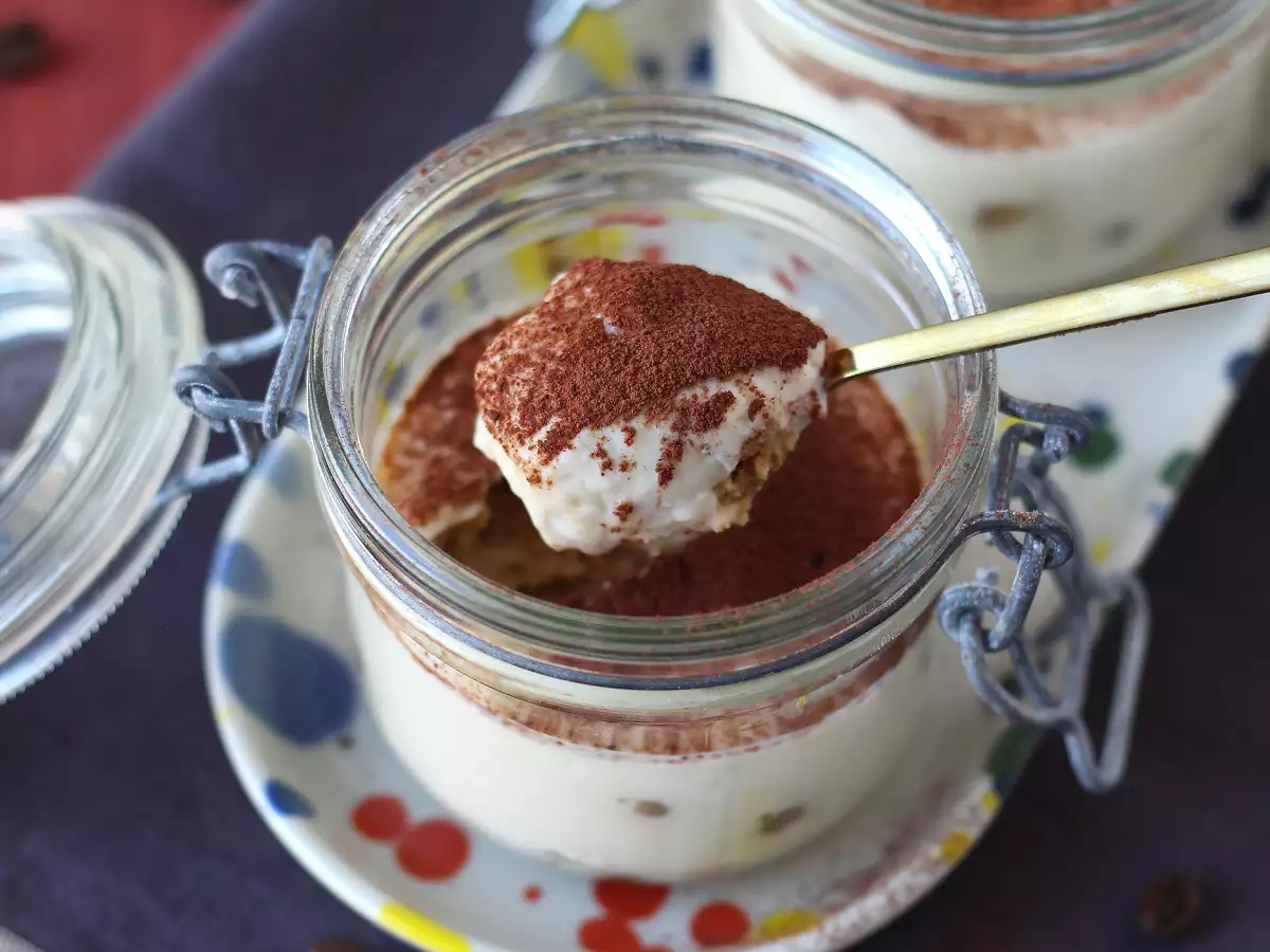 Tiramisu z jedwabistym tofu bez mascarpone i jajek - zdjęcie 4