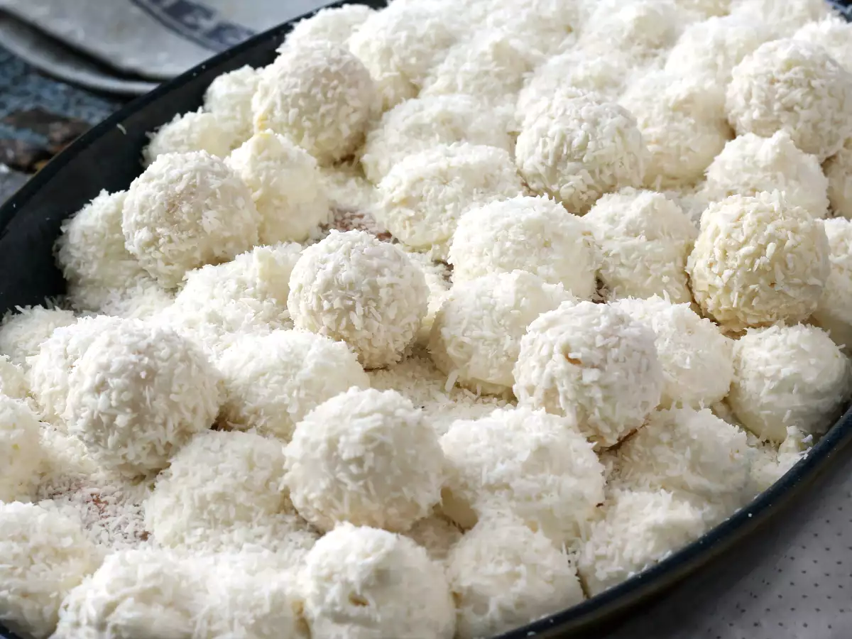 Tiramisu z Raffaello o intensywnym smaku kokosa - zdjęcie 5