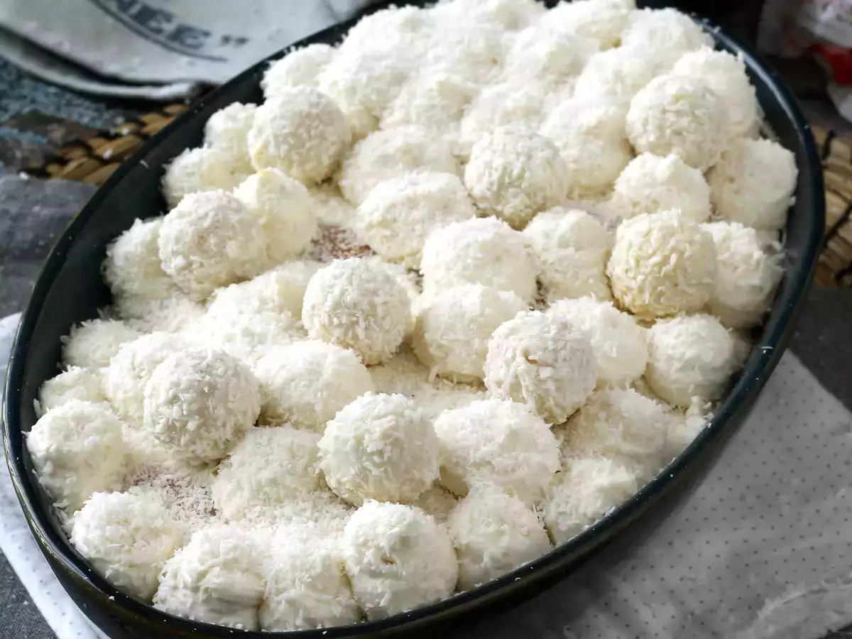 Tiramisu z Raffaello o intensywnym smaku kokosa - zdjęcie 7