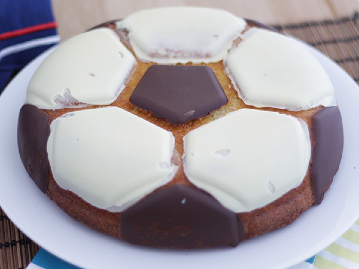 Tort piłkarski