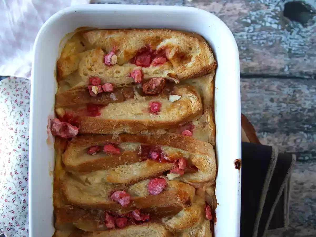 Tosty francuskie zapiekane w piekarniku z różową praliną - przepis ultra smakowity - zdjęcie 4