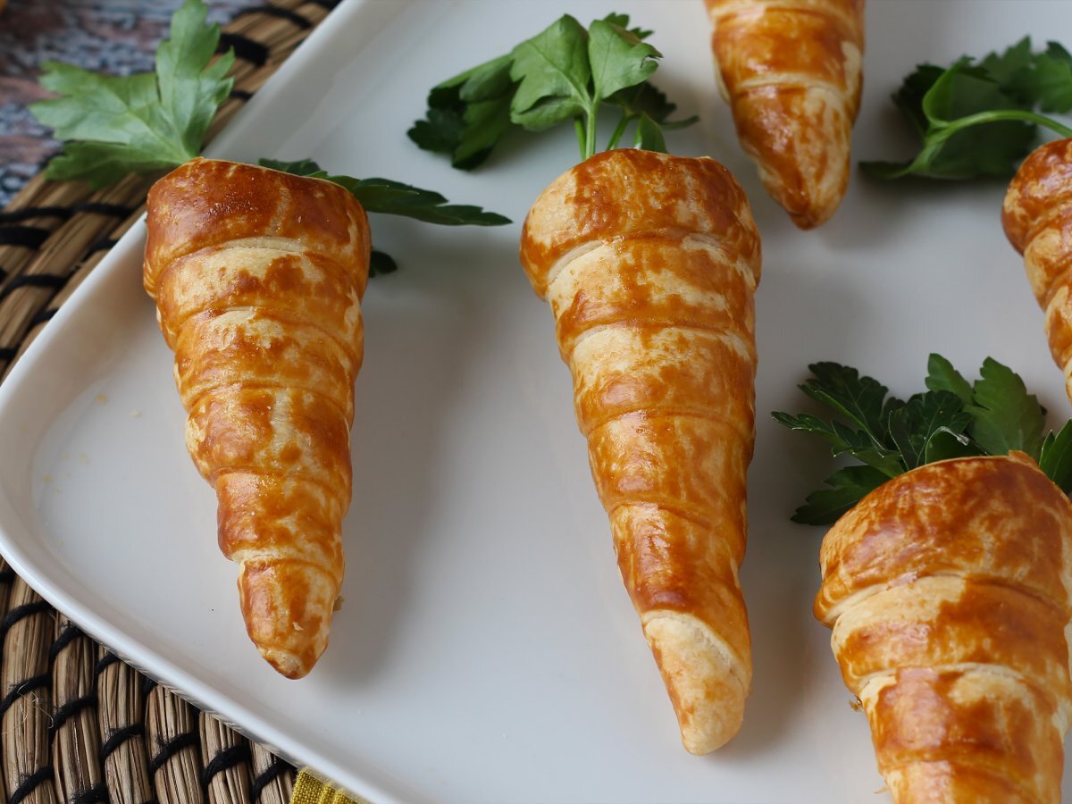 Urocze marchewki z ciasta francuskiego na wielkanocny aperitif: kozi ser i suszone pomidory - zdjęcie 5