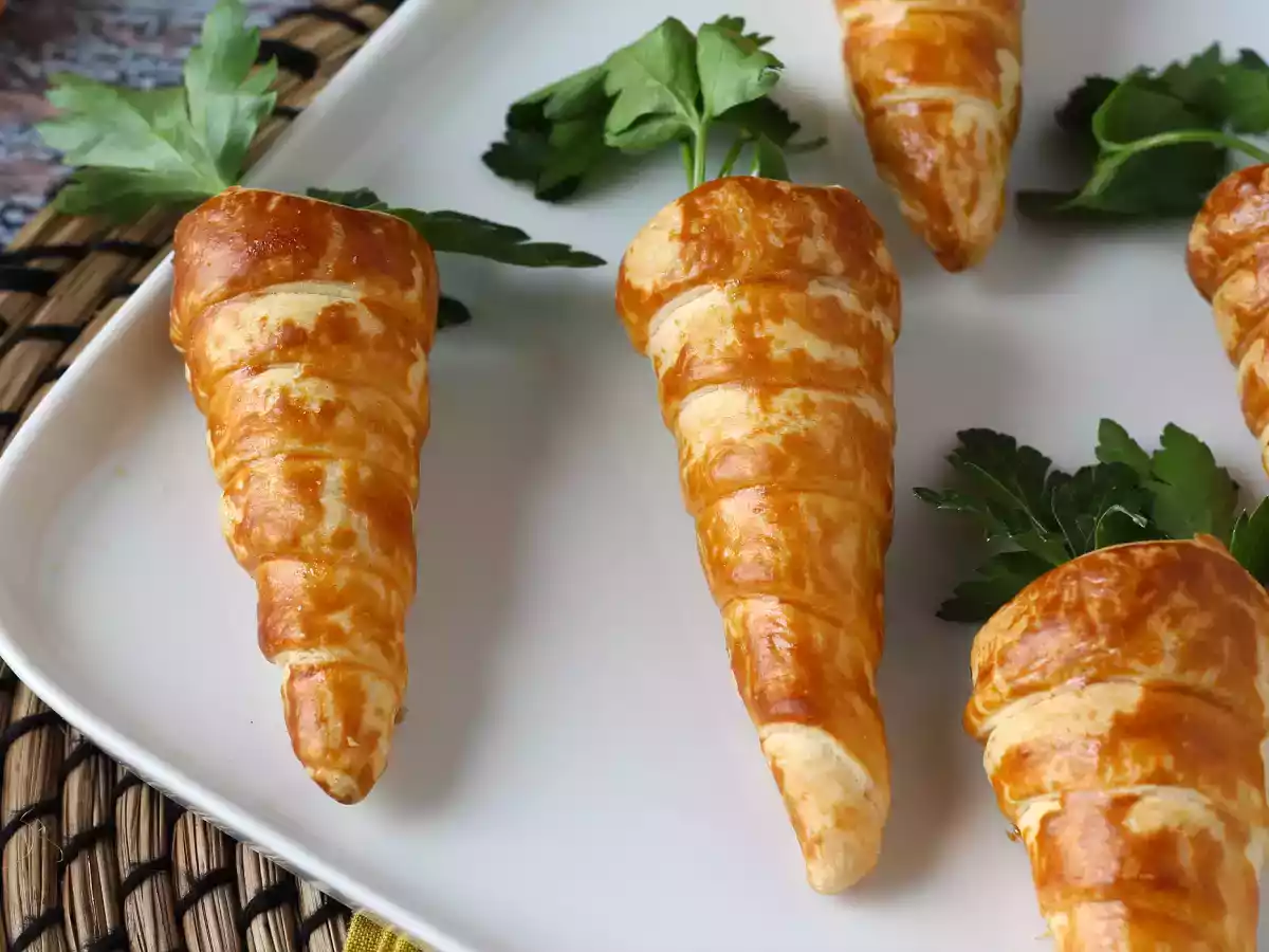 Urocze marchewki z ciasta francuskiego na wielkanocny aperitif: kozi ser i suszone pomidory - zdjęcie 5