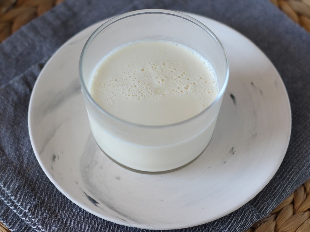 Waniliowa panna cotta - klasyczny przepis na domową panna cottę - zdjęcie 2