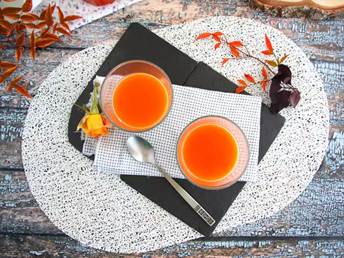 Waniliowa panna cotta z morelowym coulis - zdjęcie 2