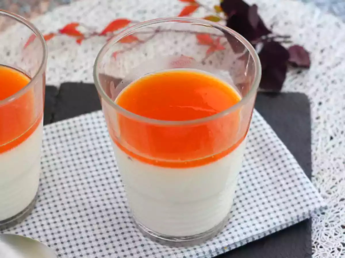Waniliowa panna cotta z morelowym coulis - zdjęcie 3