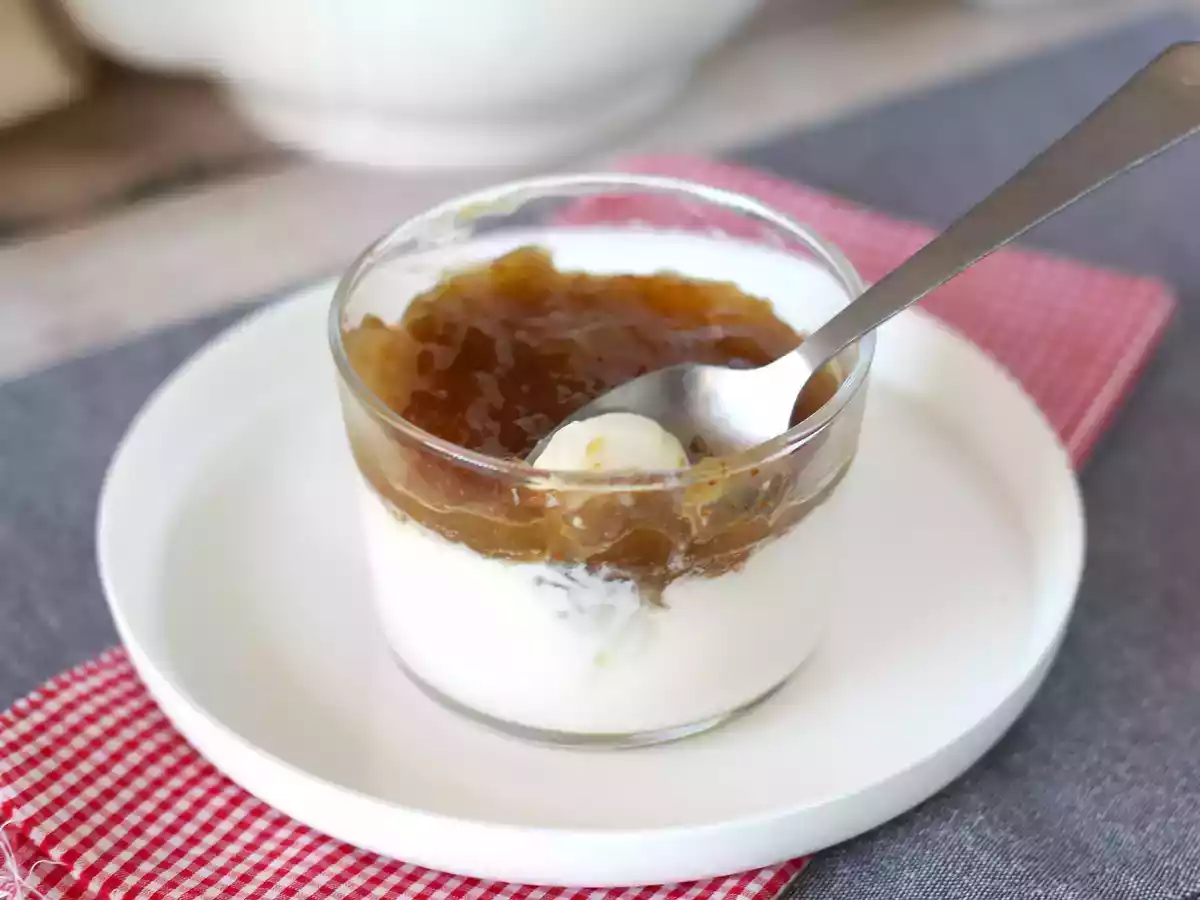 Waniliowa panna cotta z sosem figowym - zdjęcie 3