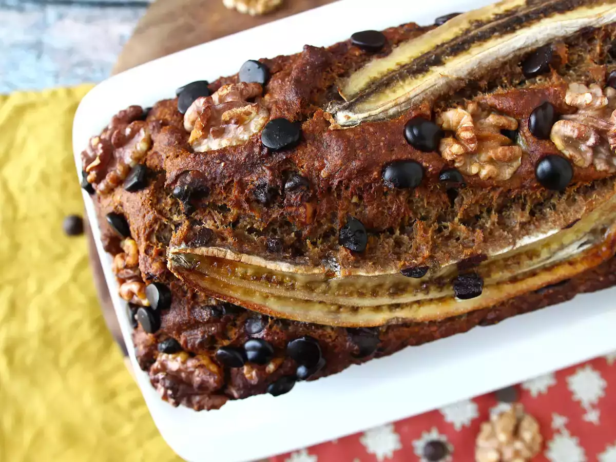 Wegański chlebek bananowy z miso, orzechami i czekoladą – wyjątkowo pyszny! - zdjęcie 4