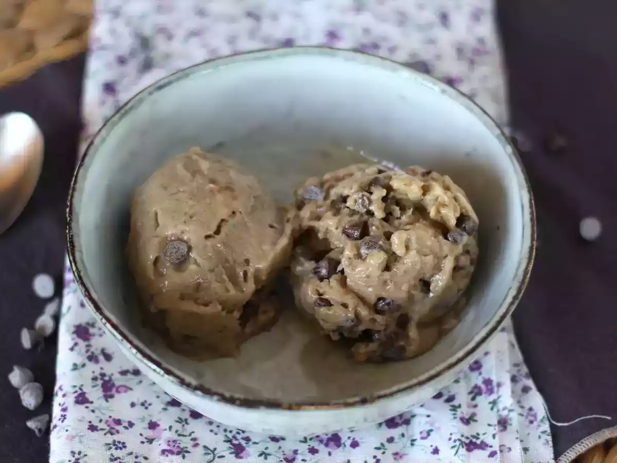 Wegańskie lody bananowe o smaku ciasteczek - super łatwe do przygotowania! - zdjęcie 2