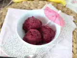 Wegańskie lody bananowe z owocami leśnymi – łatwy przepis na nice cream!, zdjęcie 3