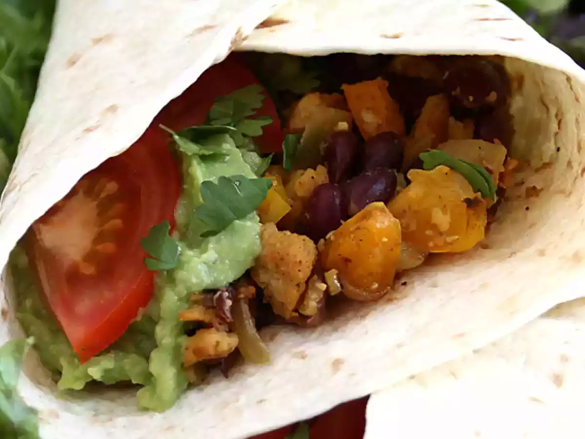 Wegetariańskie fajitas z teksturowanym białkiem sojowym - zdjęcie 2