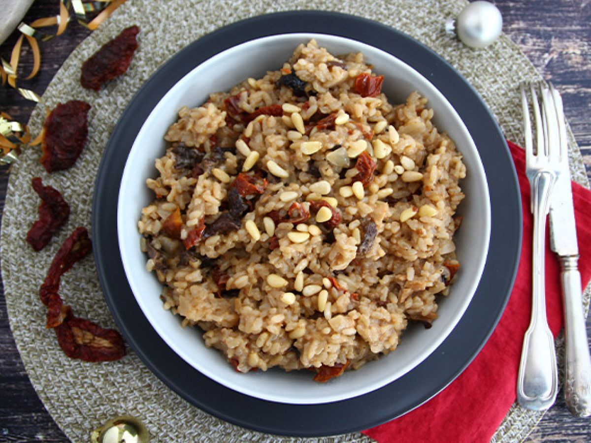 Wegetariańskie risotto z suszonymi pomidorami i pieczarkami - zdjęcie 3