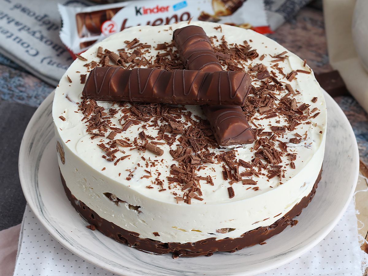 Wspaniały sernik Kinder Bueno bez pieczenia - zdjęcie 4