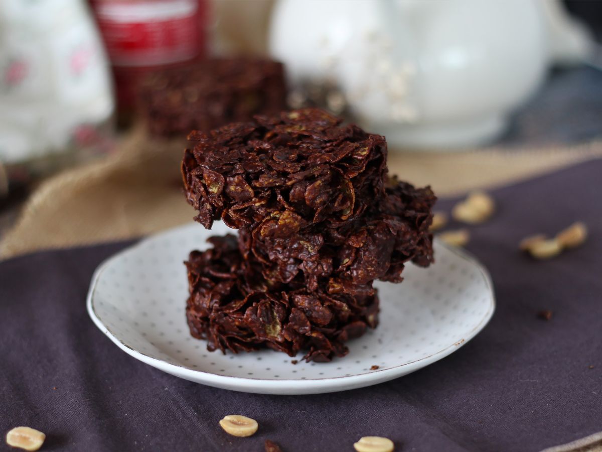 Wyjątkowo chrupiące różyczki choco z orzechami