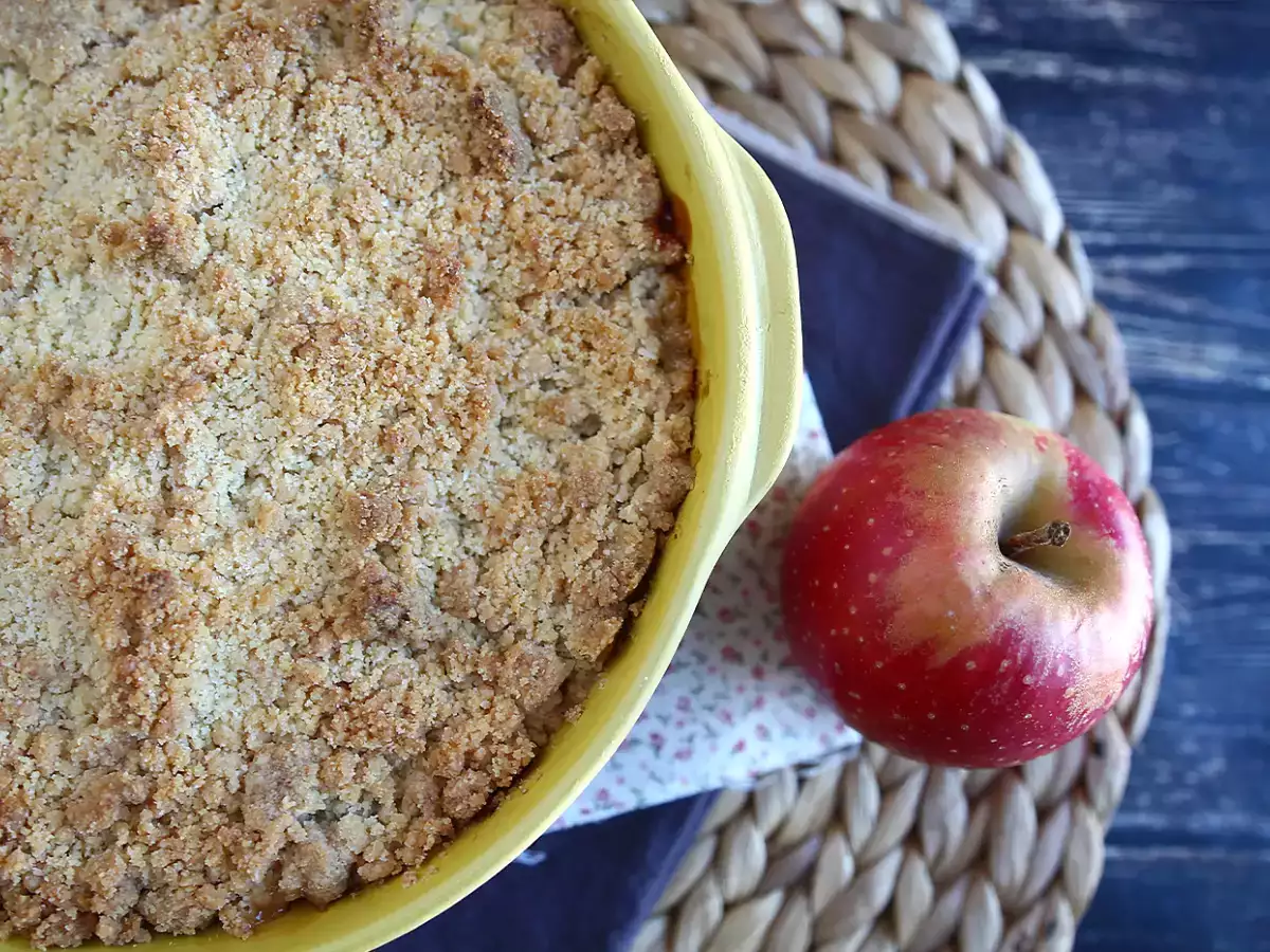 Wyjątkowo chrupiący i delikatny crumble z jabłkami i gruszkami - zdjęcie 4