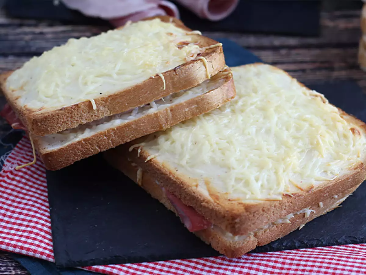 Wyśmienite croque-monsieur z sosem beszamelowym - zdjęcie 2
