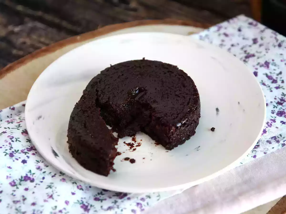 Wyśmienity fondant czekoladowy bez dodatku cukru!
