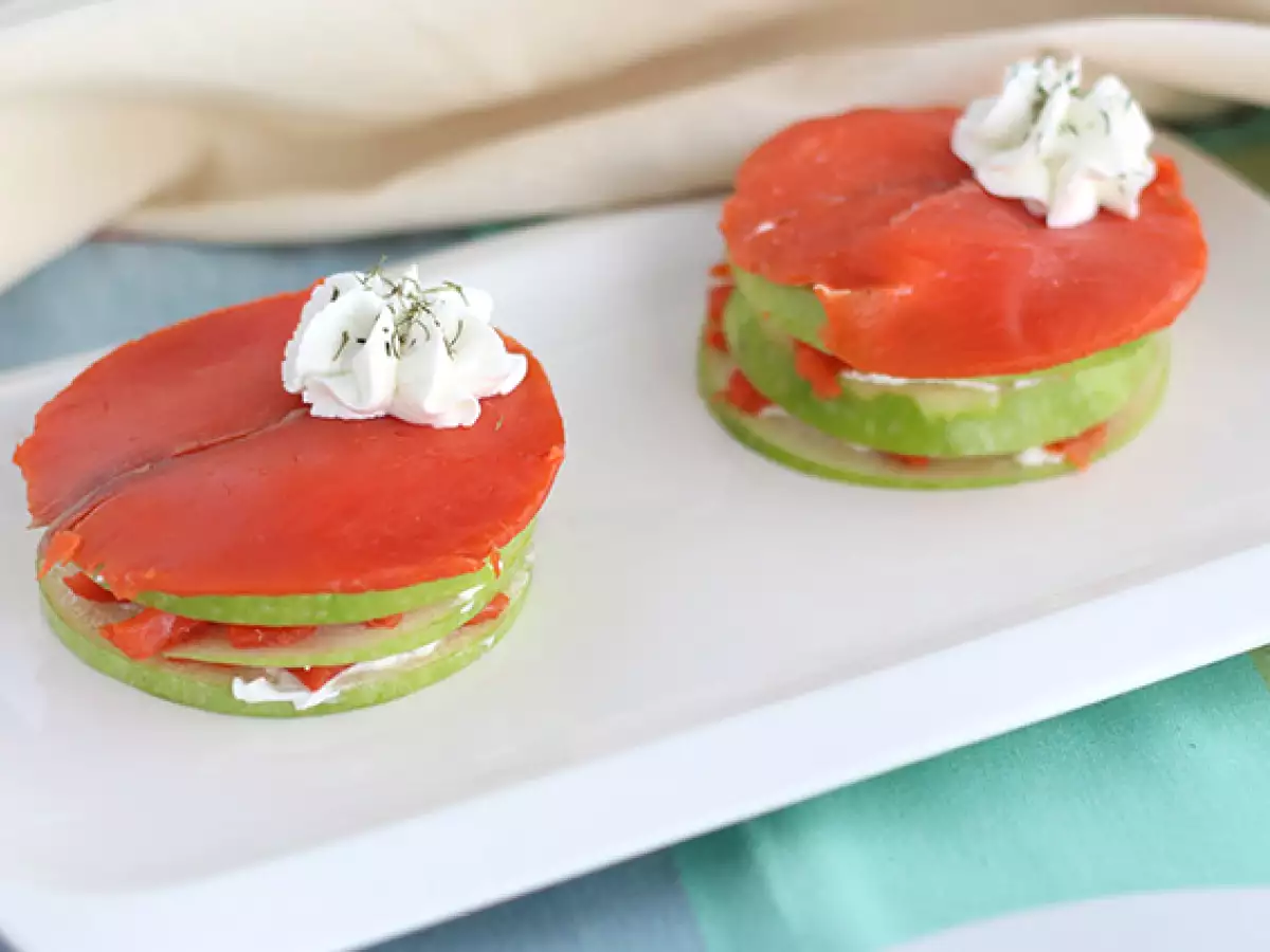 Wytrawne mille-feuille z łososiem i zielonym jabłkiem - zdjęcie 3