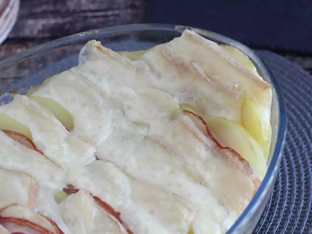 Zapiekanka z serem raclette - zdjęcie 3