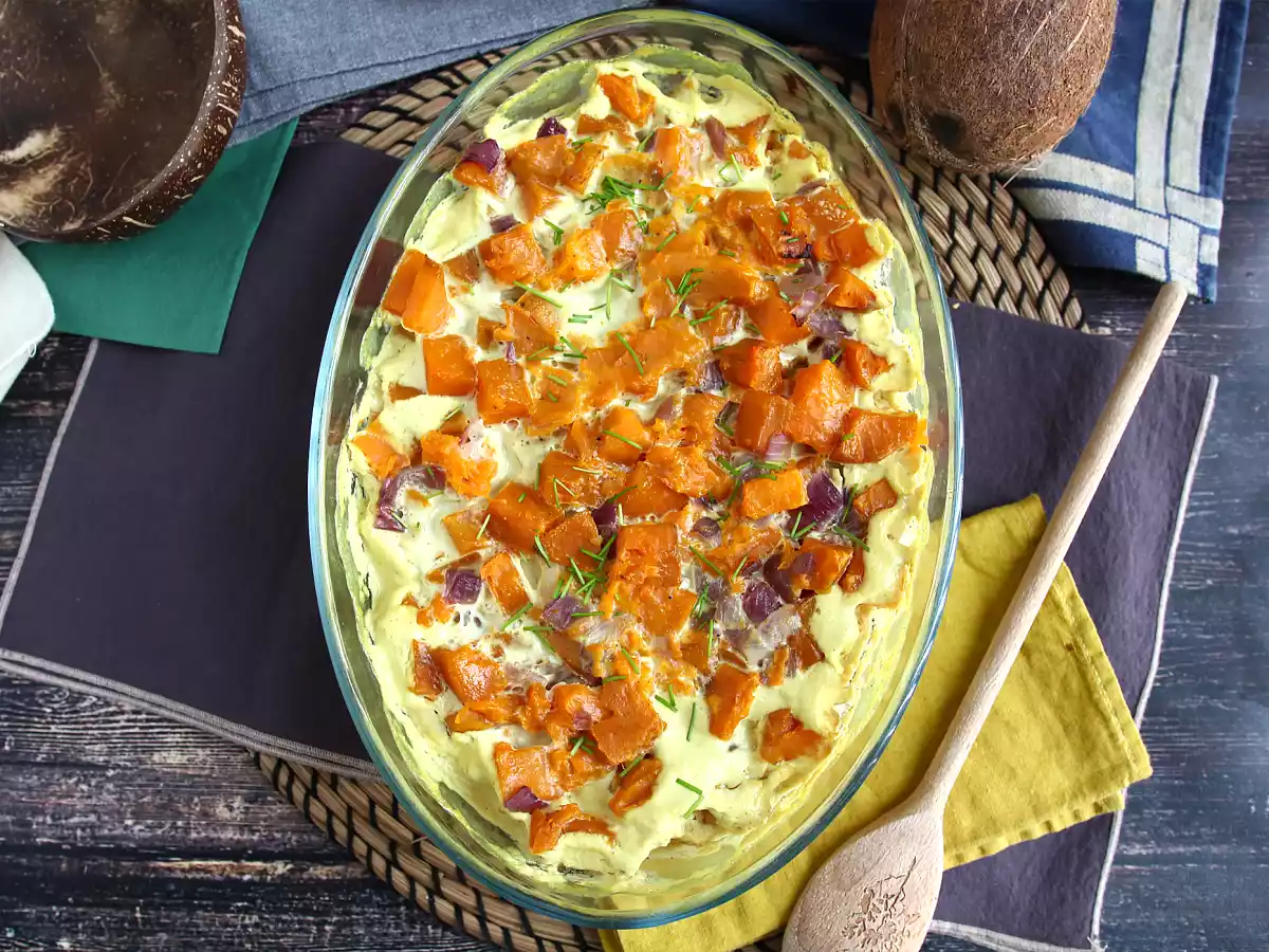 Zapiekanka ze słodkich ziemniaków z mlekiem kokosowym i curry - zdjęcie 4