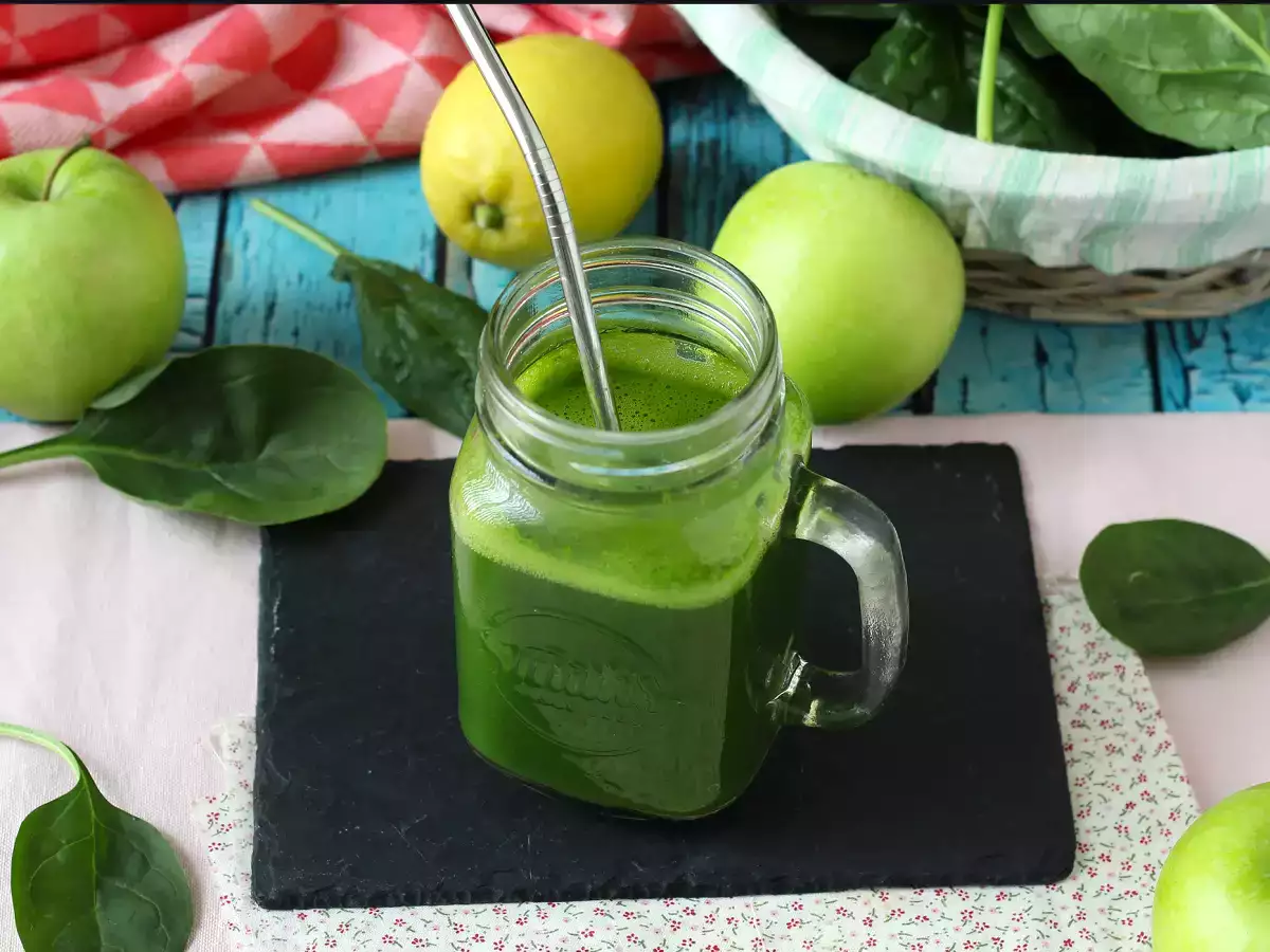 Zielony sok detoks bez sokowirówki – maksimum witamin! - zdjęcie 4