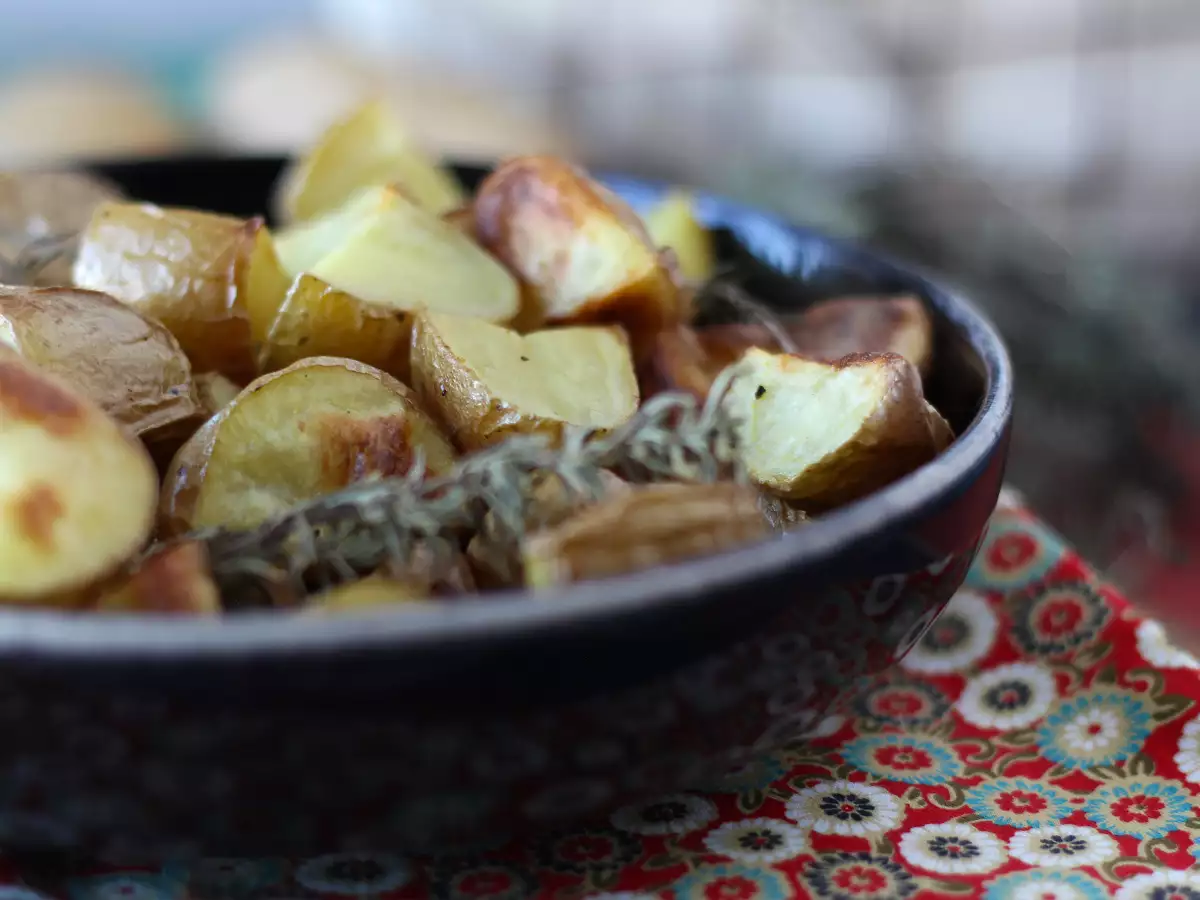 Ziemniaki pieczone w piekarniku – klasyczny, niezawodny przepis - zdjęcie 3