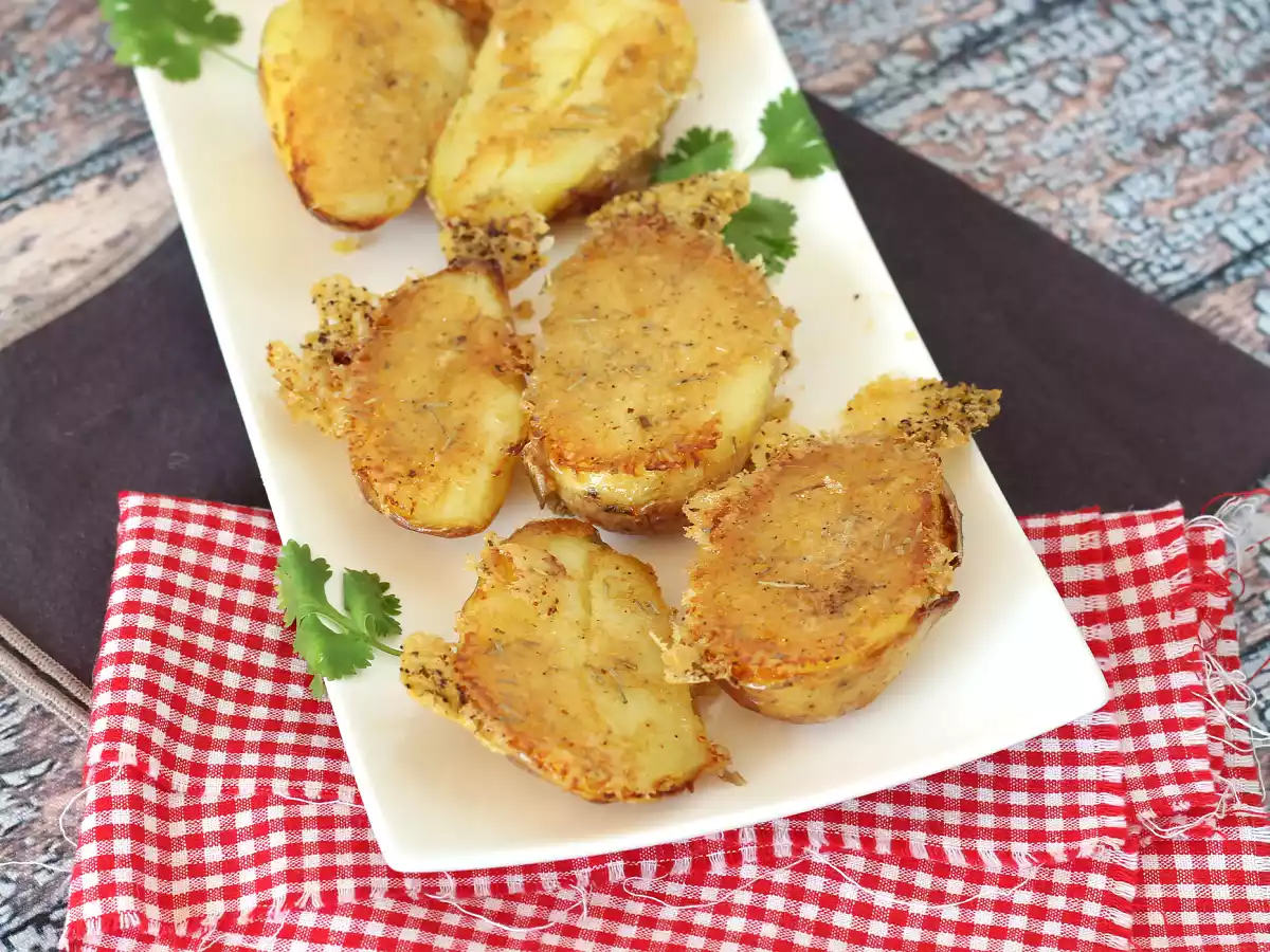 Ziemniaki z parmezanem, miękkie w środku i chrupiące na zewnątrz! - zdjęcie 4