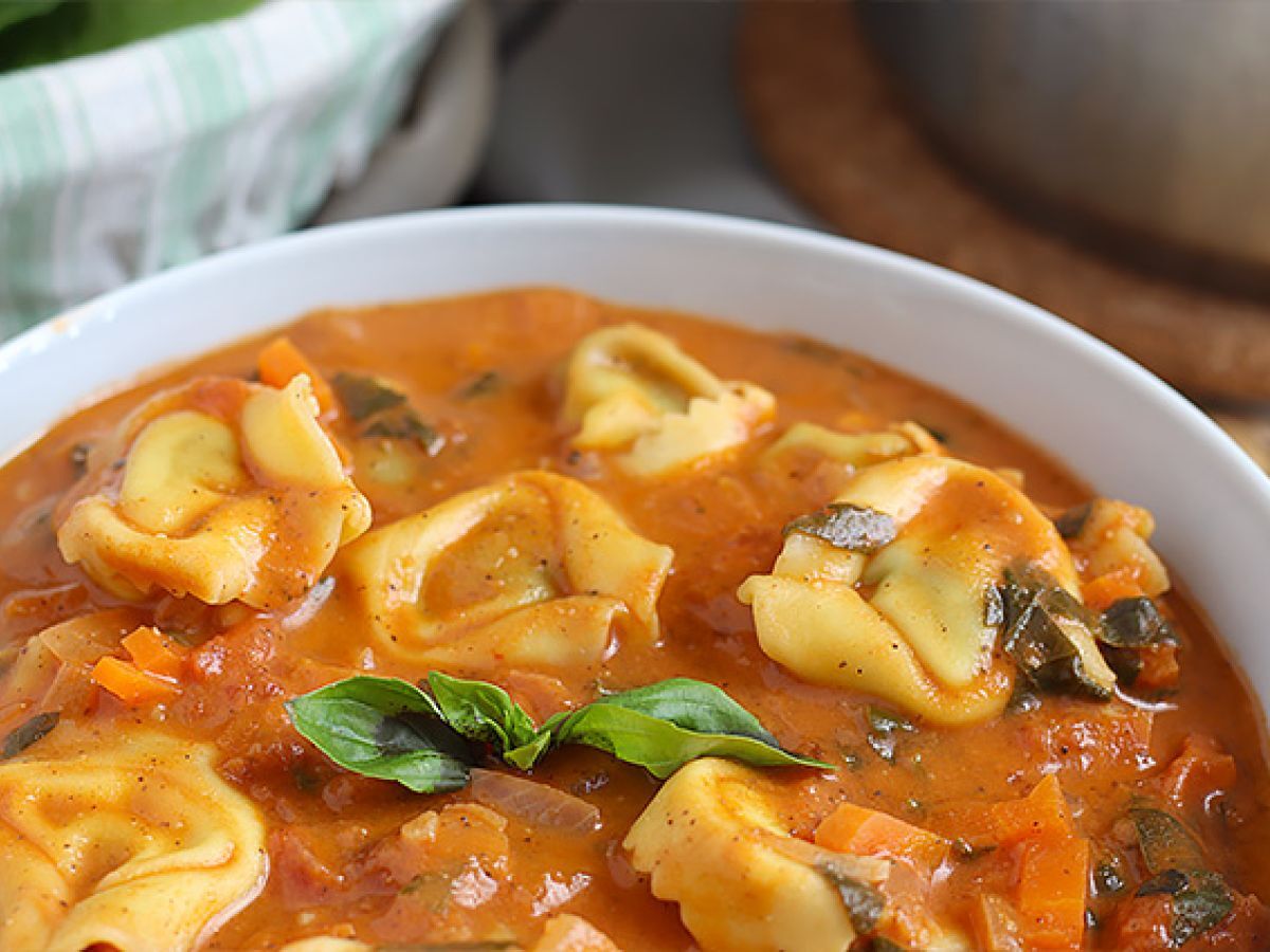 Zupa z tortellini - zdjęcie 4